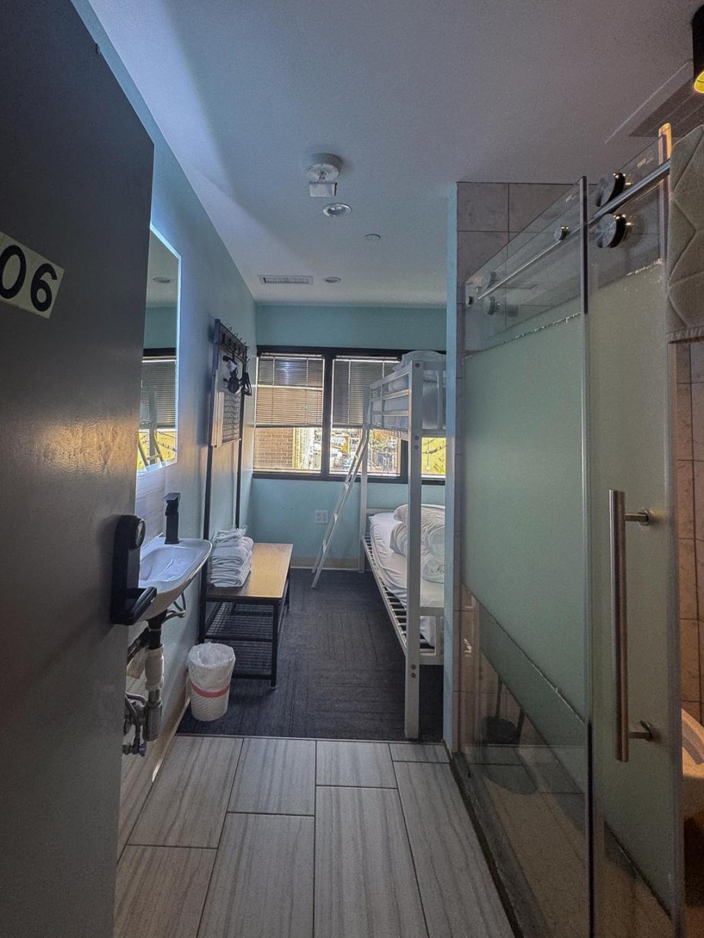 U Street Capsule Hostel Washington Exterior foto